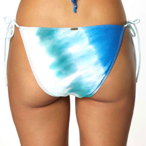 O’Neill bikini - Picture 14 of 15